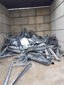 Roofing zinc